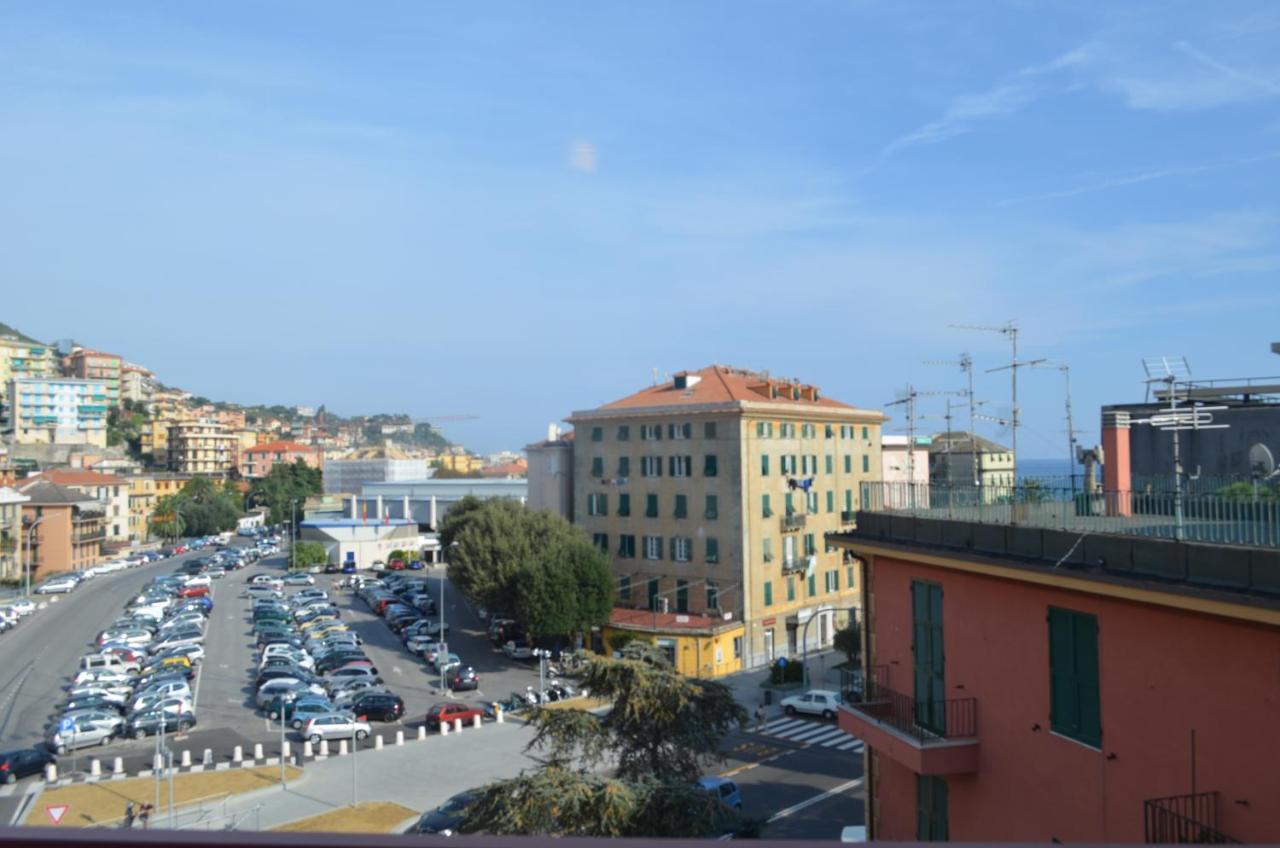 Genovese Villa Elena Appartamenti Varazze Εξωτερικό φωτογραφία